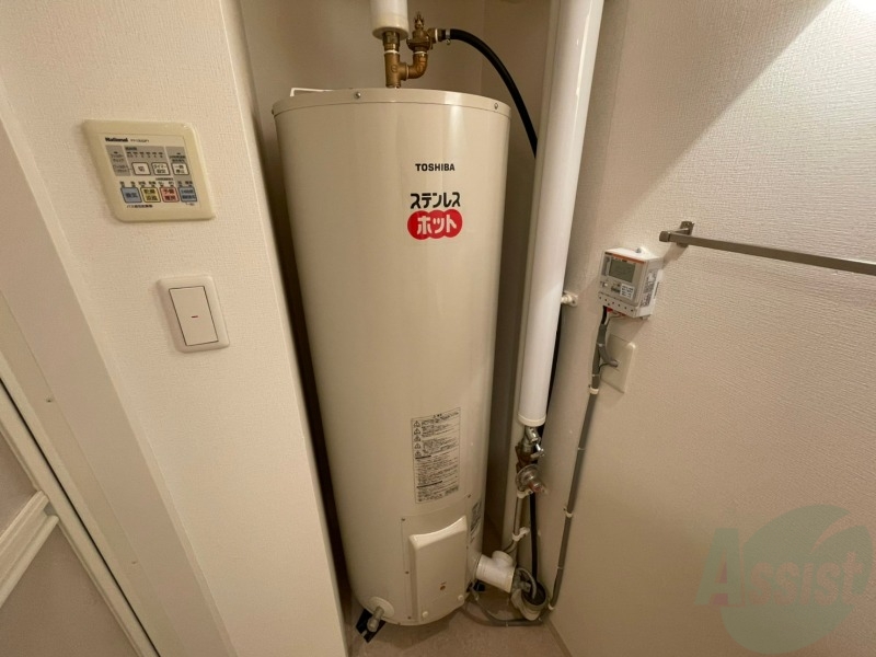 その他設備　電気温水器です。オール電化でお得で安心ですね。
