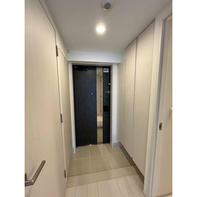 玄関　※写真は同タイプ住戸です。