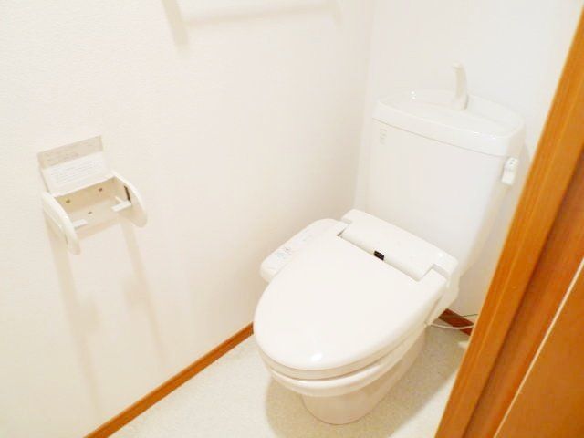 トイレ　お問い合わせはタウンハウジングまで