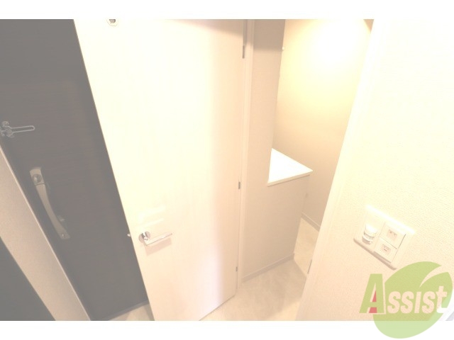 玄関　玄関に広々収納！！