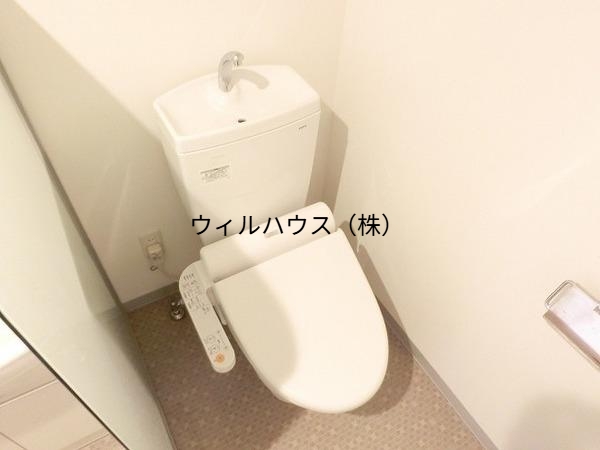 トイレ　ウォシュレット有り！