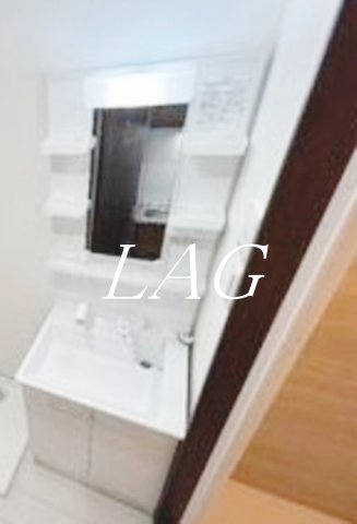 洗面設備　洗面台です。