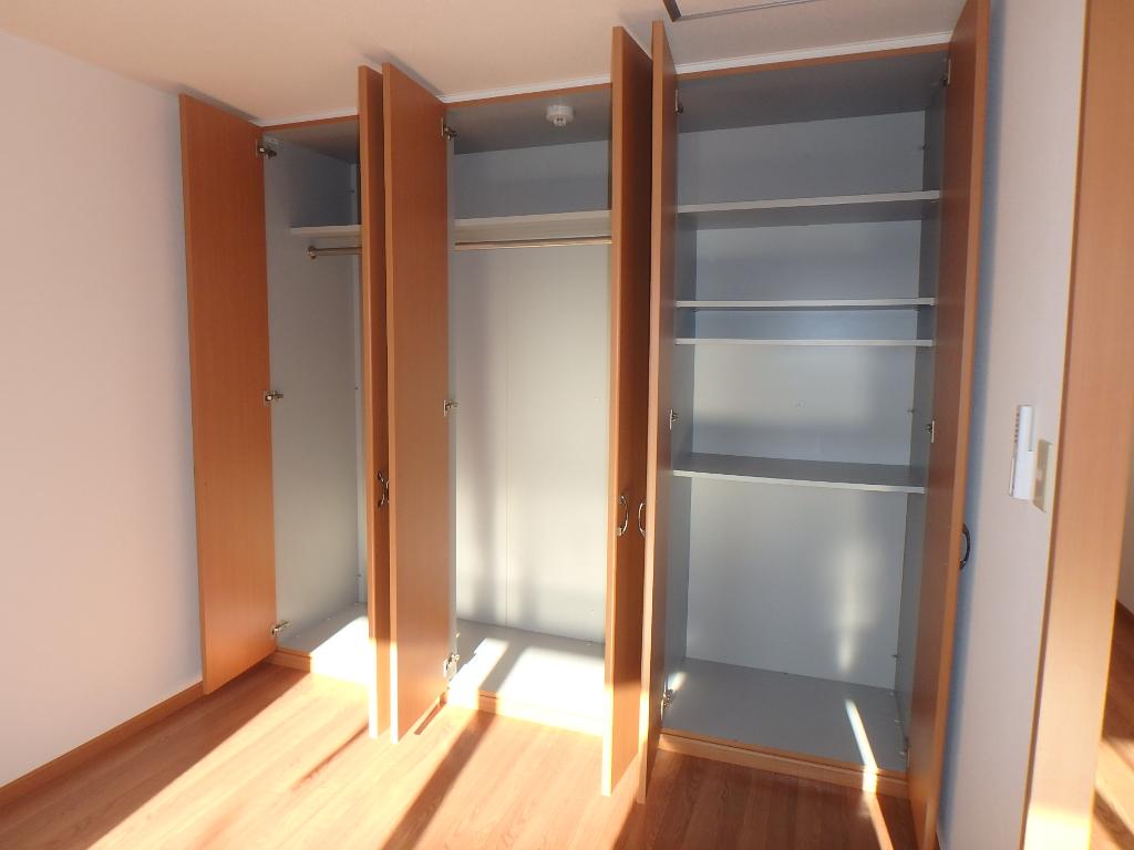 収納　クローゼット