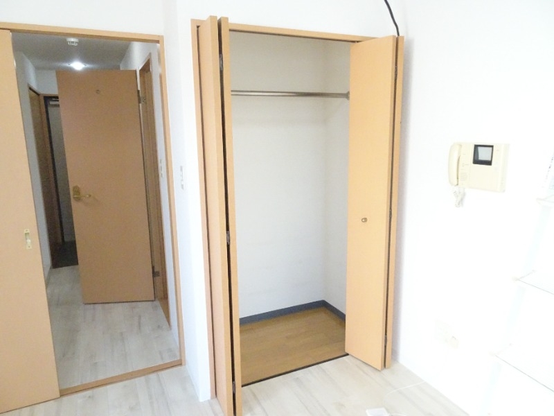 収納　クローゼット