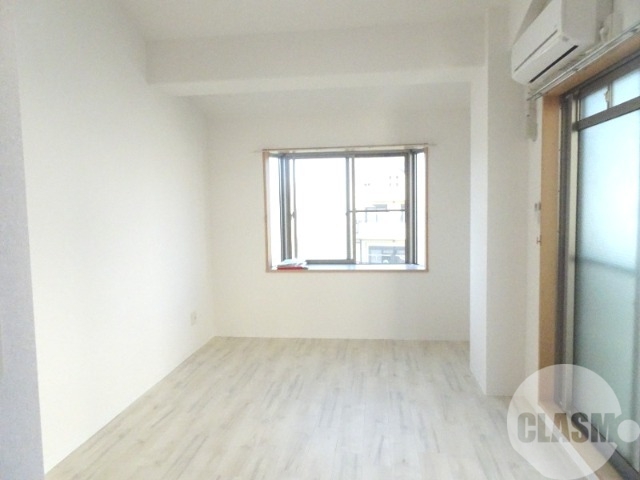 居室・リビング　２面採光です♪