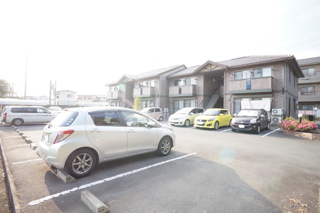 駐車場　敷地内駐車場