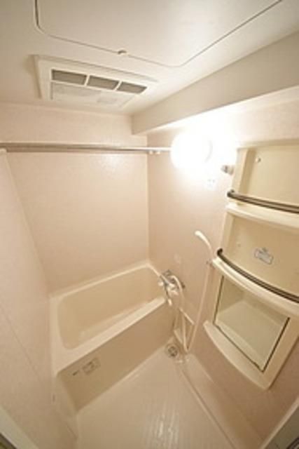 バス・シャワールーム　★浴室乾燥あり★