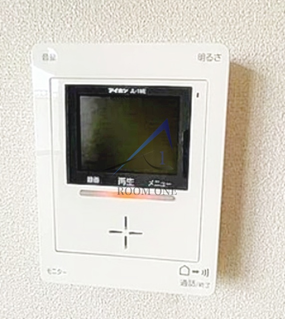 セキュリティ　モニター付きインターホンです。