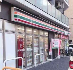 コンビニ　セブンイレブン 台東4丁目店（コンビニ）まで450m