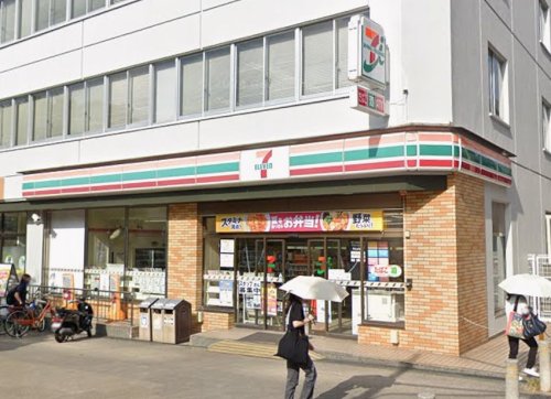 コンビニ　セブンイレブン 阪急岡町駅前店（コンビニ）まで454m