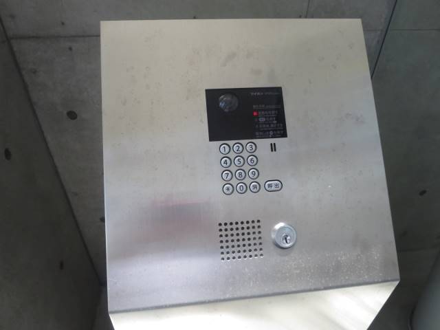 エントランス　オートロック