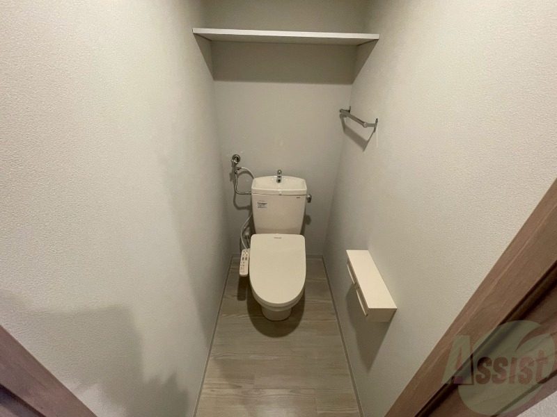 トイレ　シャワートイレになっているので快適です！