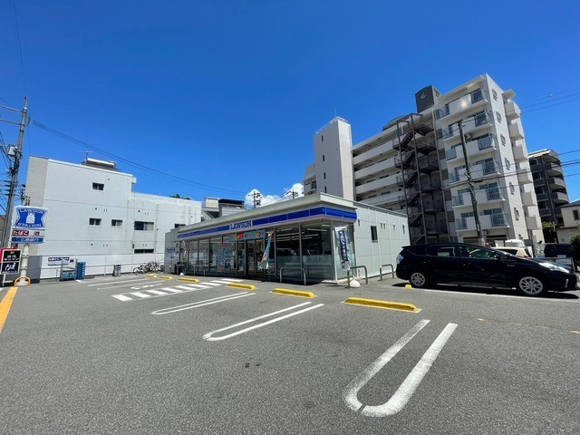 コンビニ　ローソン広島祇園一丁目店（コンビニ）まで293m