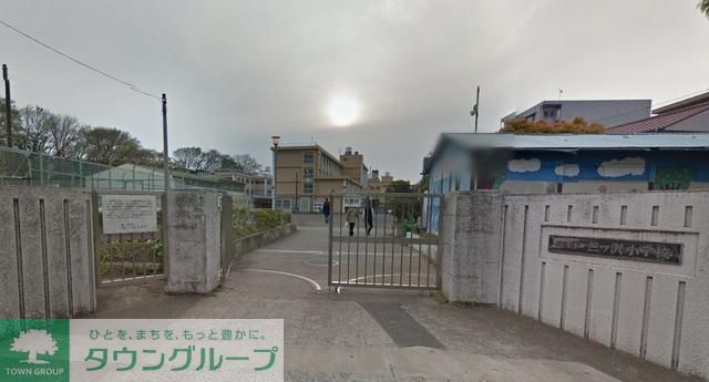 小学校　横浜市立三ツ沢小学校（小学校）まで800m