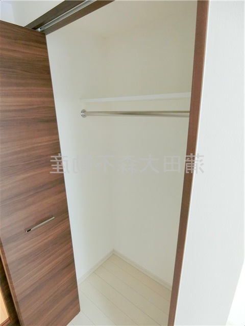 収納　収納　1メートル程の使いやすいクローゼット