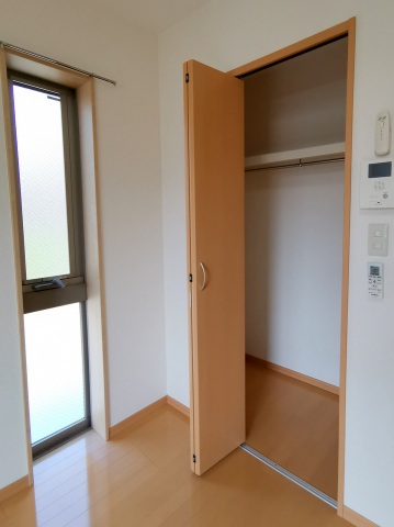 収納　クローゼット