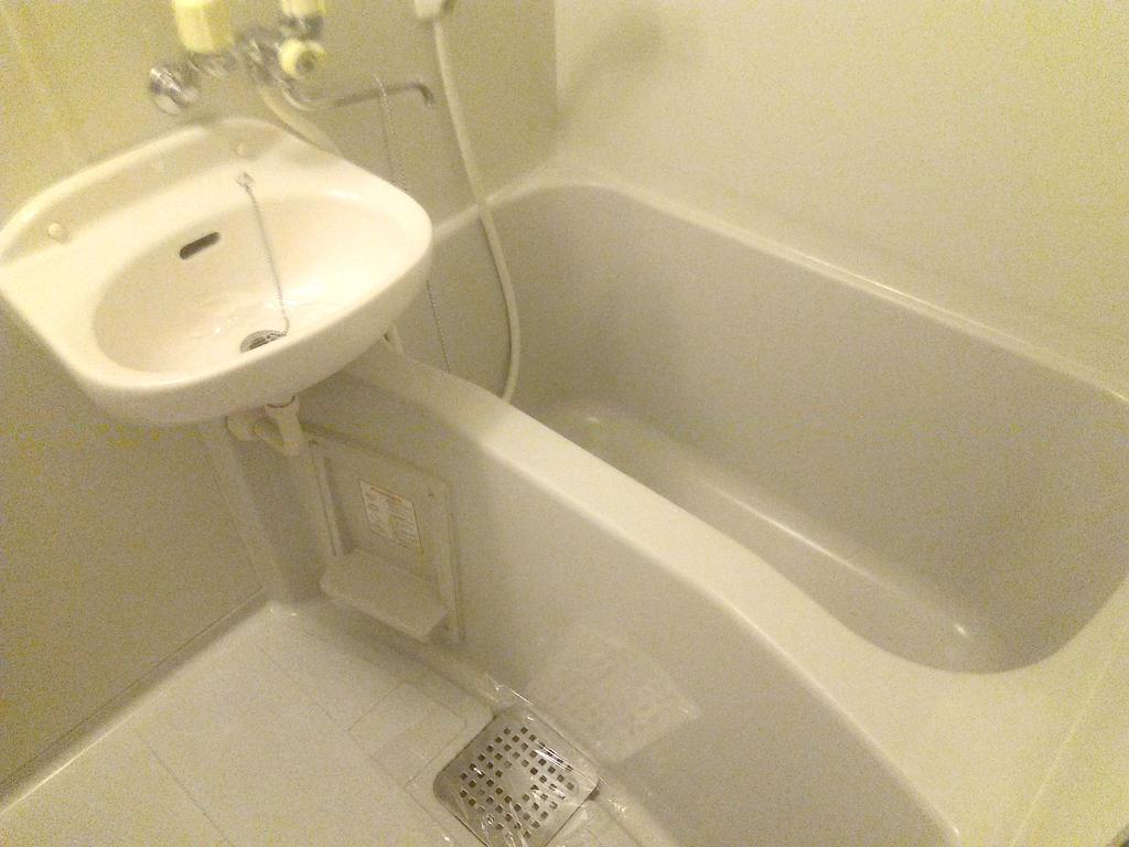 バス・シャワールーム　同仕様写真