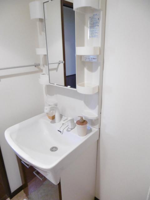 洗面設備　シャンプードレッサー