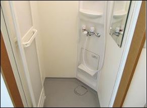 バス・シャワールーム　すっきりとしたシャワールームです　敷金礼金ゼロ☆初期安☆