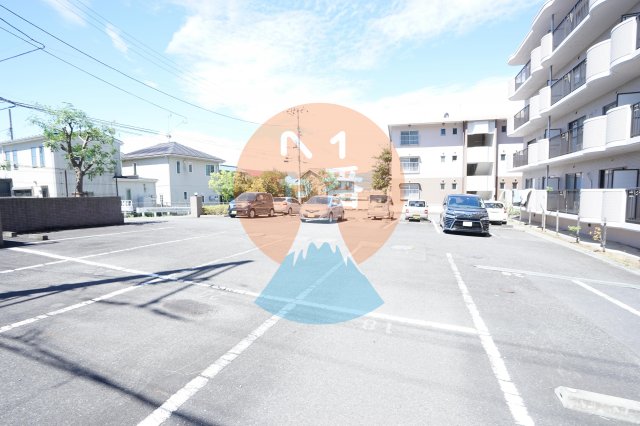 駐車場　駐車場です。