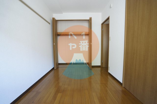 収納　収納たっぷりです。　※参考写真です