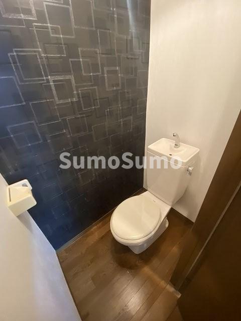 トイレ　落ち着いたトイレです