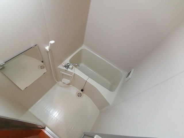 バス・シャワールーム　長風呂、半身浴OKのTV付きのお風呂