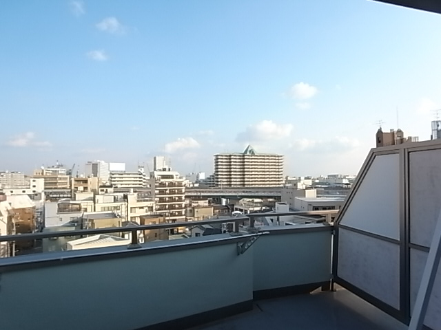 バルコニー　部屋からの景色を眺めながらお酒なんていうのもいいかもです
