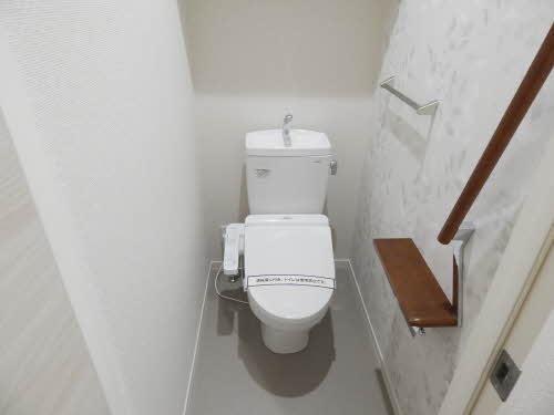 トイレ　コンパクトで使いやすいトイレです