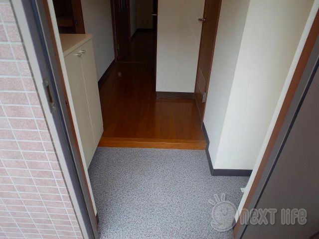 玄関　グランドール相模の玄関