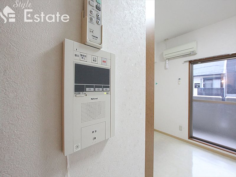 セキュリティ　モニター付きインターホン