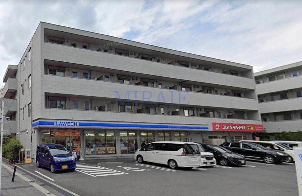 コンビニ　ローソン藤沢駅北口店（コンビニ）まで210m