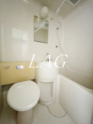 バス・シャワールーム　お風呂です。