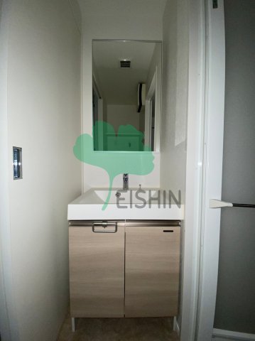 洗面設備　シンプルで使いやすい洗面台です！