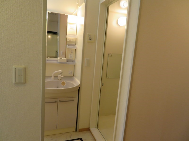 洗面設備　同物件別部屋