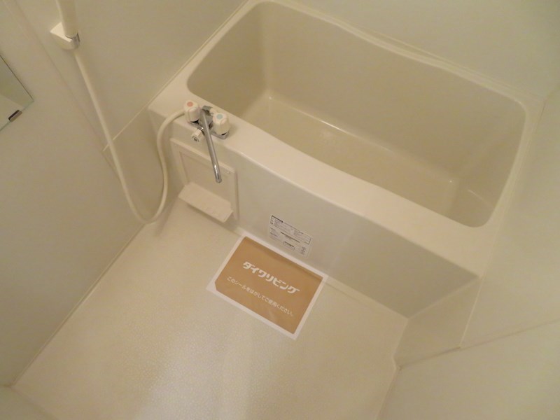 バス・シャワールーム　同物件別部屋