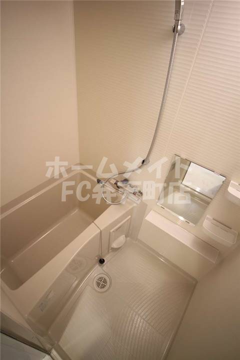 バス・シャワールーム　お風呂で日々の疲れを落としましょう