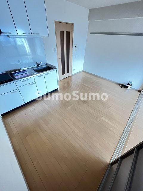 居室・リビング　居間です