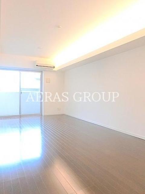 居室・リビング　（同仕様タイプ）