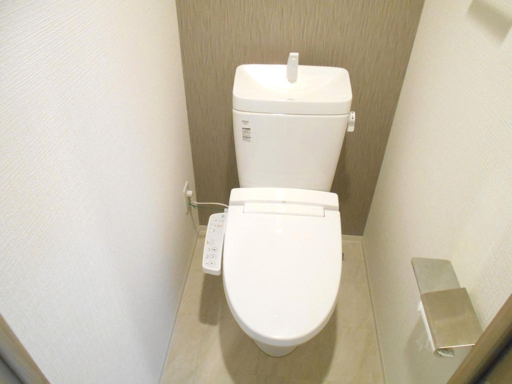 トイレ　WC、ウォシュレット