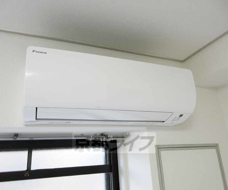 その他設備　クーラー付き！