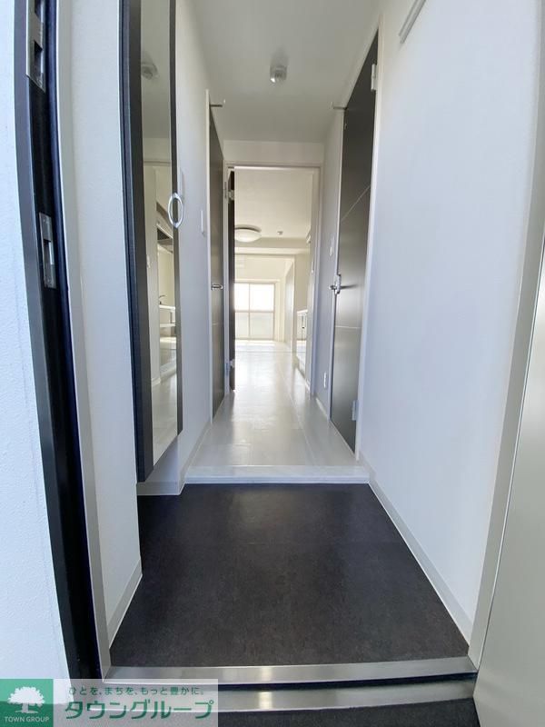 玄関　キッチン