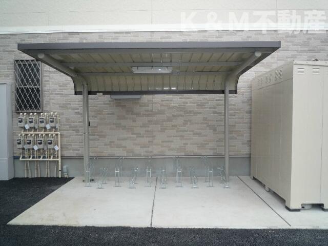 エントランス　ゆとりのあるエントランスです