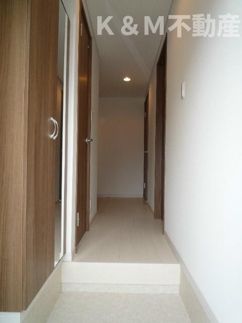 その他部屋・スペース　明るい色調の室内です