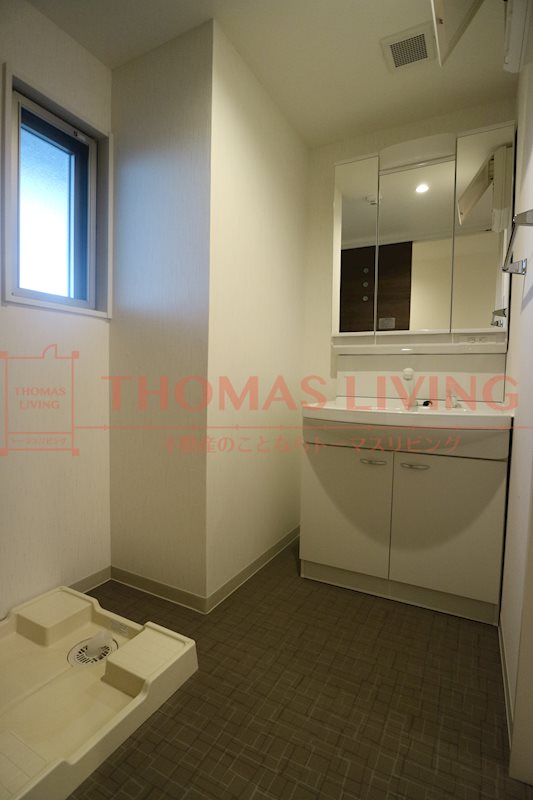 洗面設備　洗面台御座いますよ。