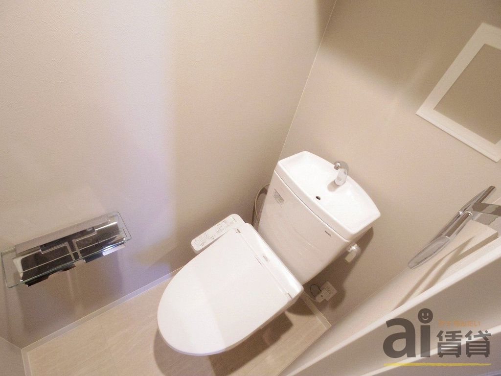 トイレ　※同施工会社のイメージ写真