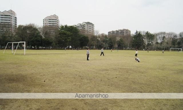 その他　洞峰公園多目的フィールド（その他）まで2443m