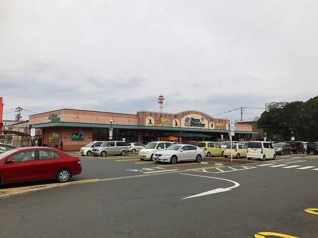 スーパー　フレスポ　春日浦（スーパー）まで652m