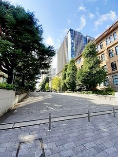 大学・短大　早稲田大学南門（大学・短大）まで283m