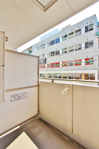 バルコニー　参考写真（同物件別部屋）